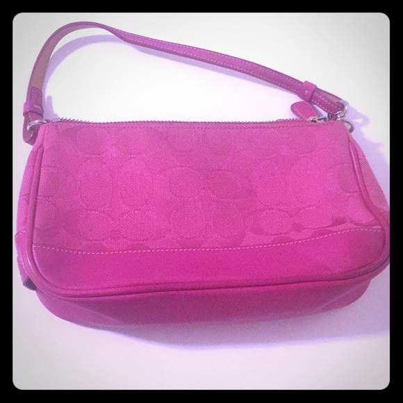 Coach Handbags - Pink Coach bag